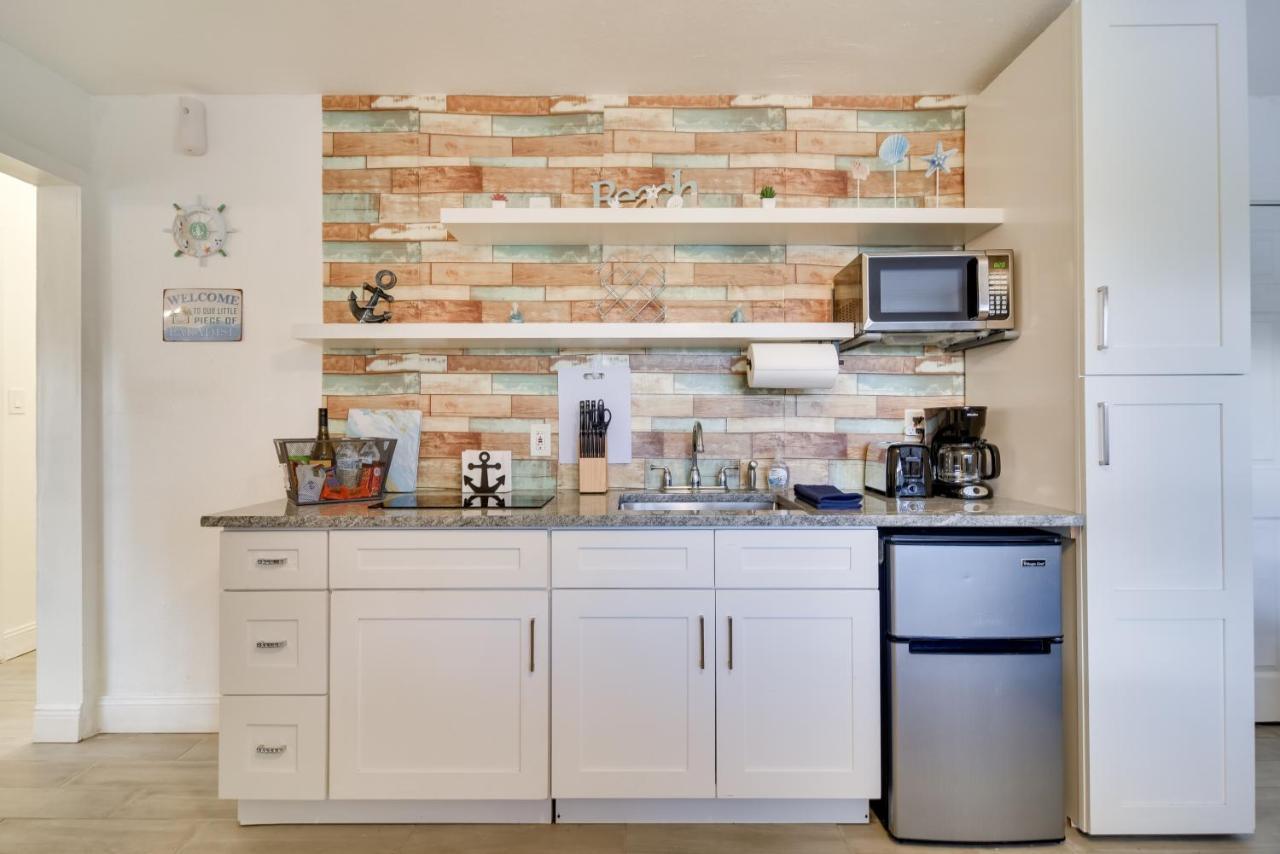 Pet-Friendly Gulfport Home Walkable Location! Sankt Petersburg Exterior foto
