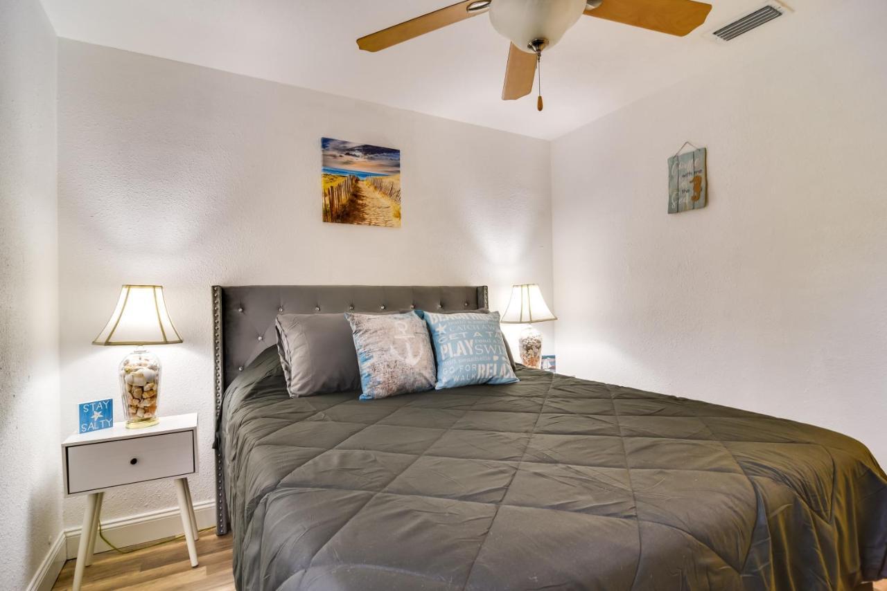 Pet-Friendly Gulfport Home Walkable Location! Sankt Petersburg Exterior foto
