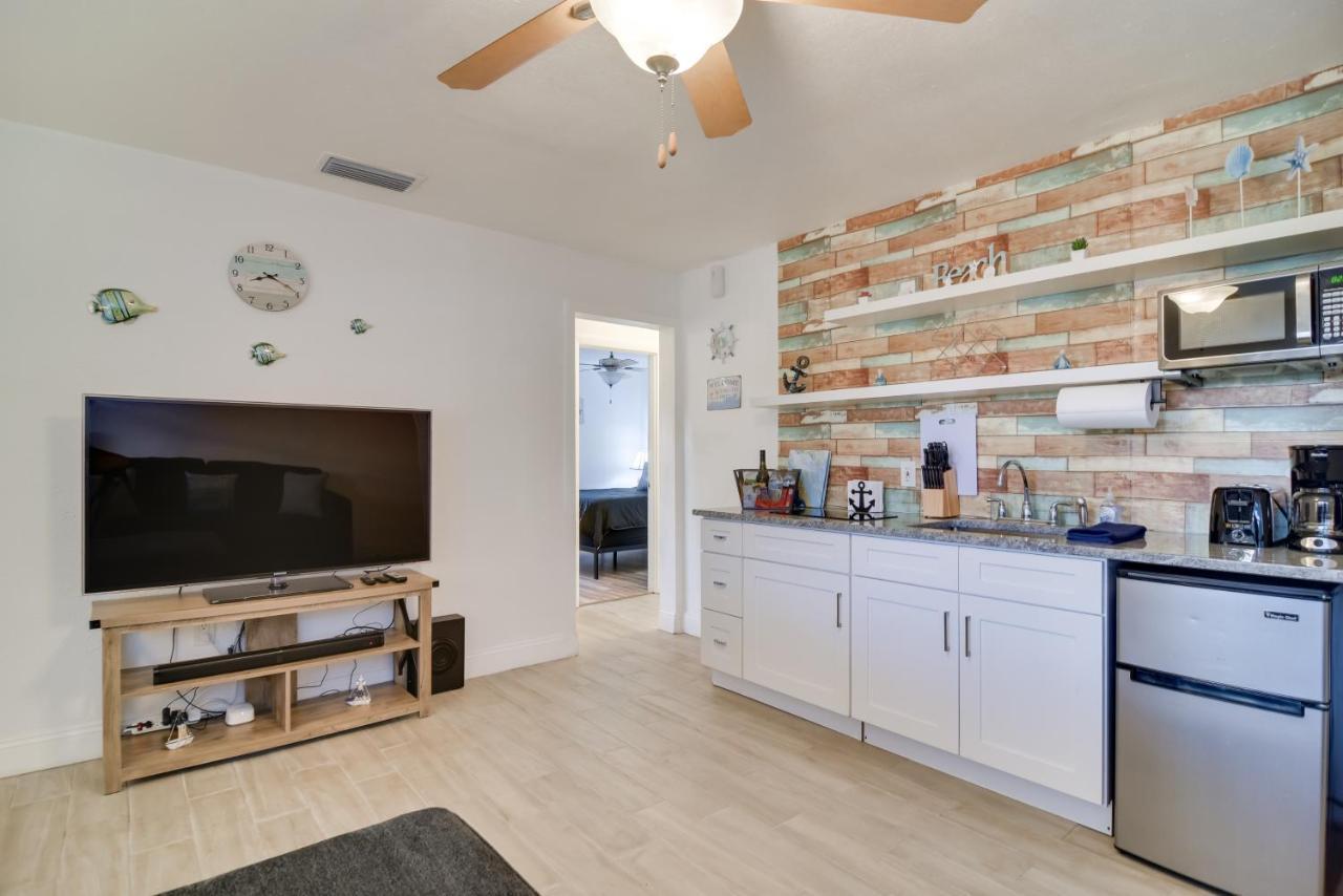 Pet-Friendly Gulfport Home Walkable Location! Sankt Petersburg Exterior foto